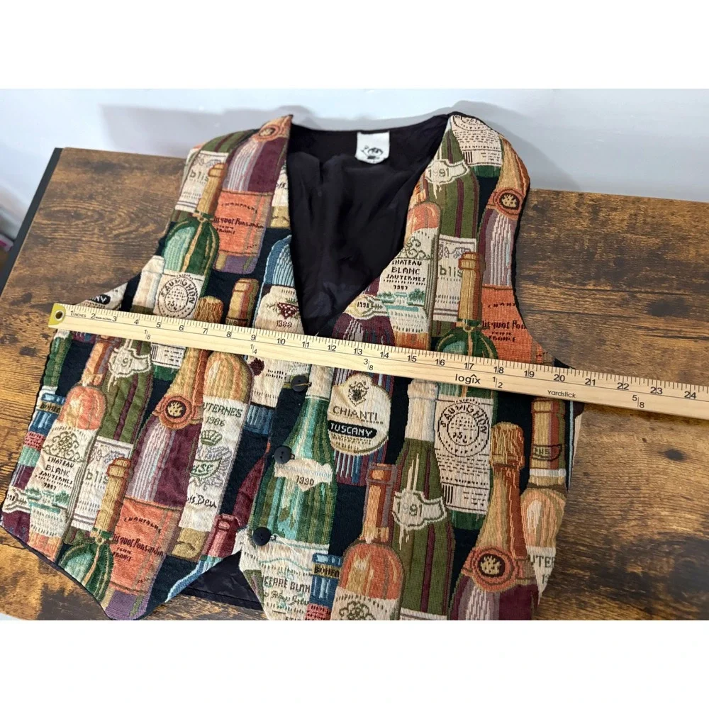 Vintage Chris's Stuff Wine Bottle Tapestry Vest L Made in USA Sommelier V-Neck